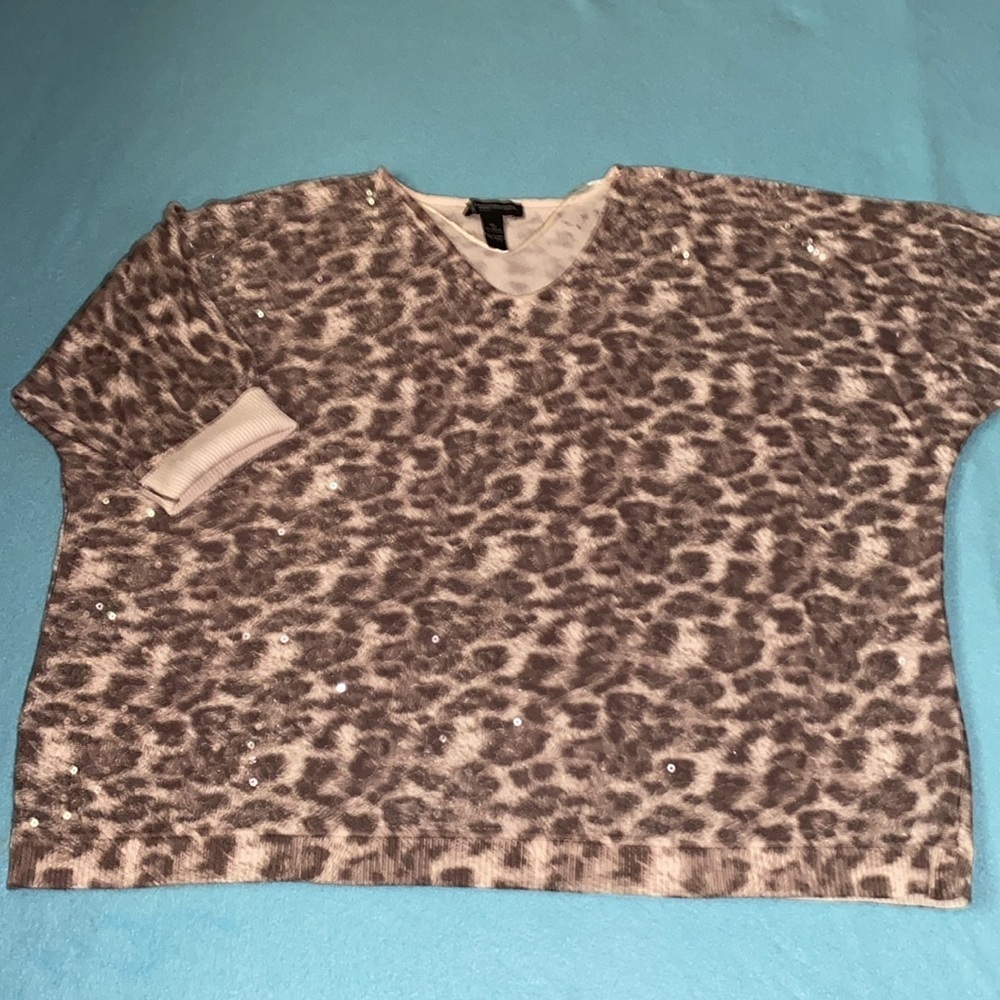 I.N.C International Concepts Leopard print sequenced v-neck pullover NEW size 3X